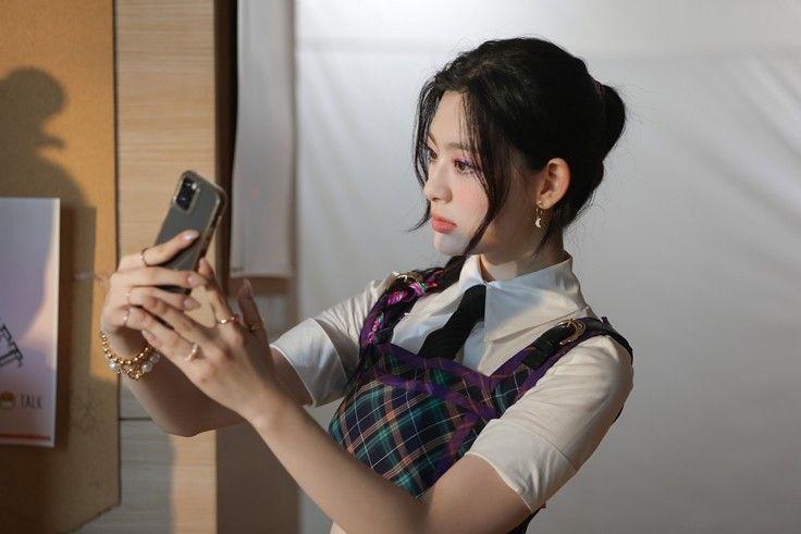 STAYC SIEUN1