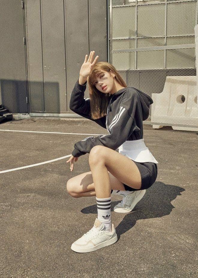 블랙핑크 리사1