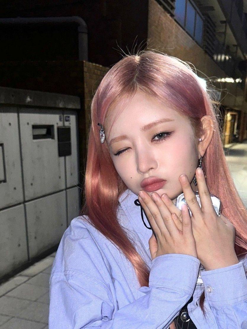IVE Naoi Rei1