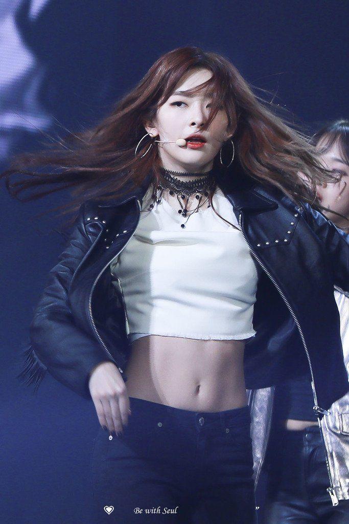 레드벨벳 슬기의 복근1