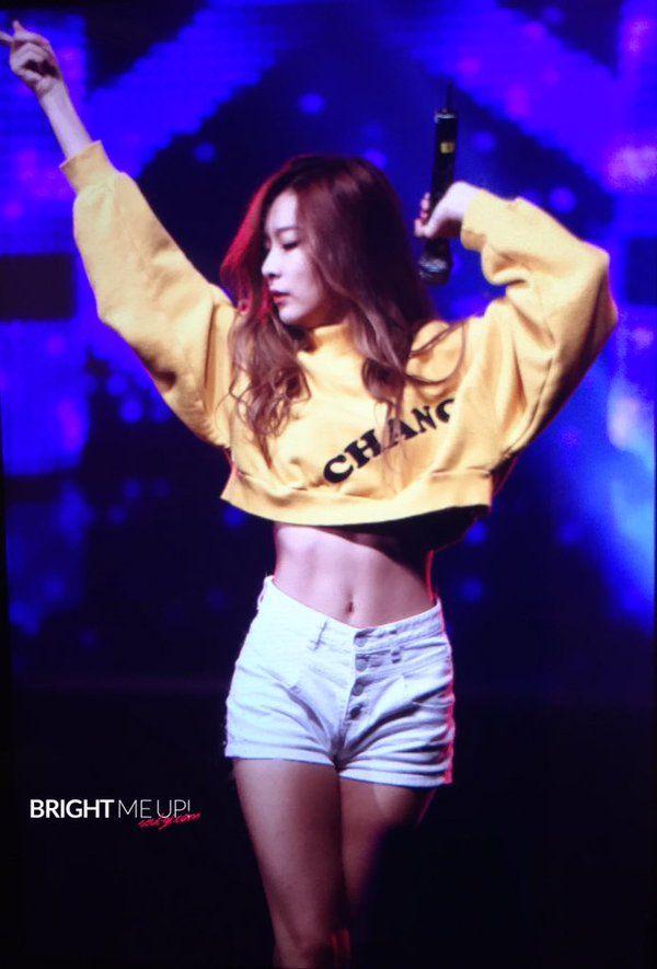 레드벨벳 슬기의 복근3