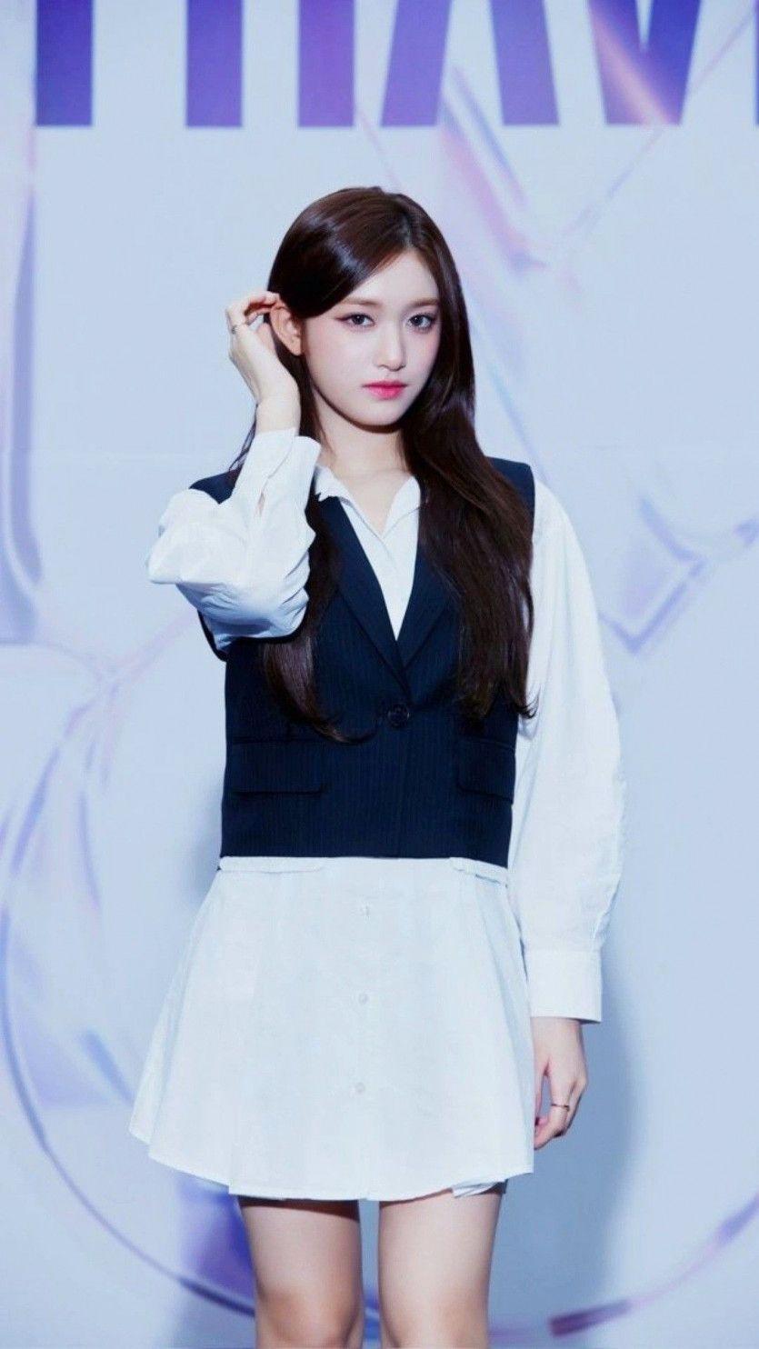LE SSERAFIM CHAEWON0