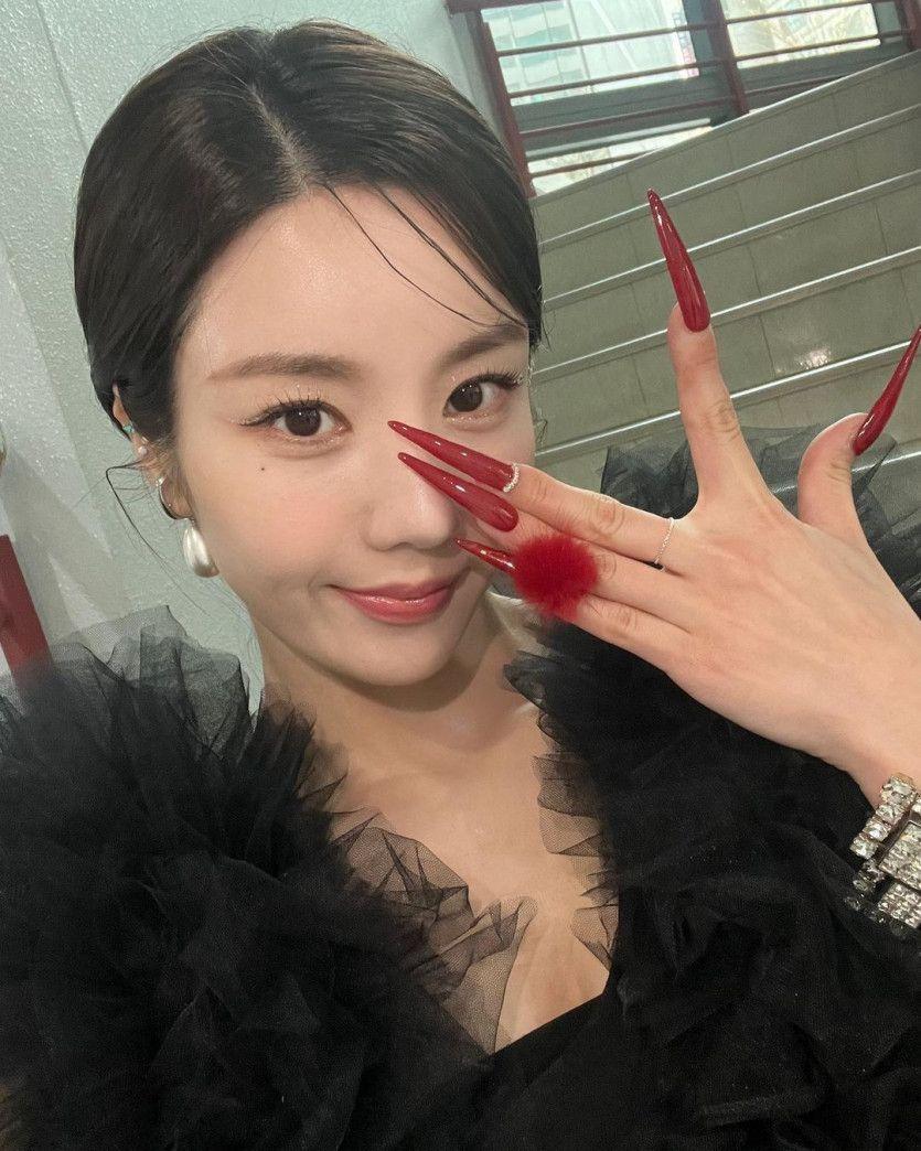 권은비3