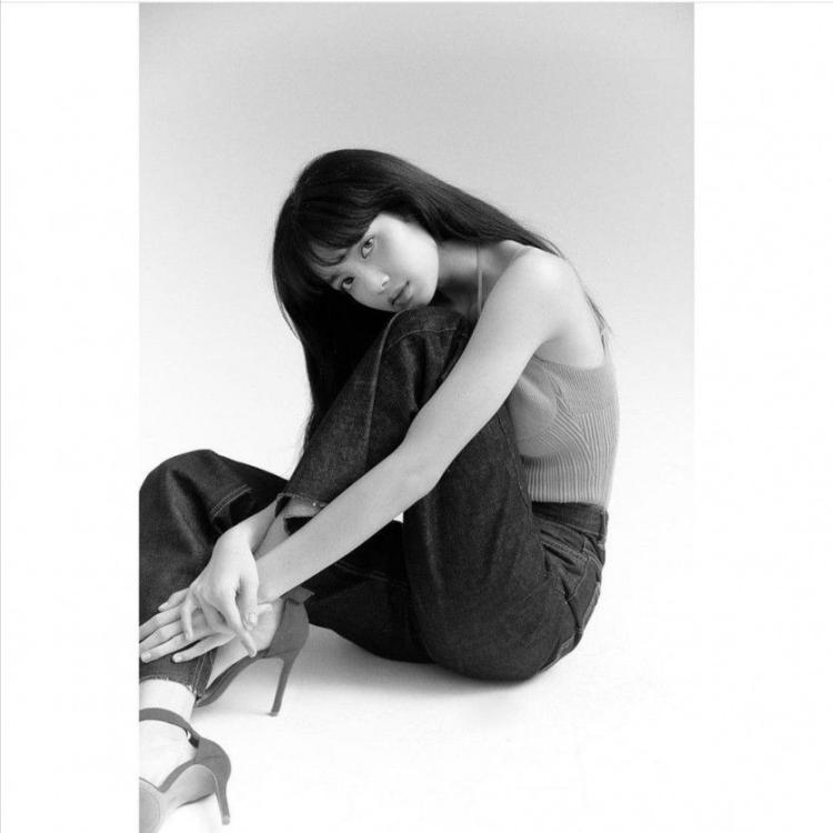 블랙핑크 리사4