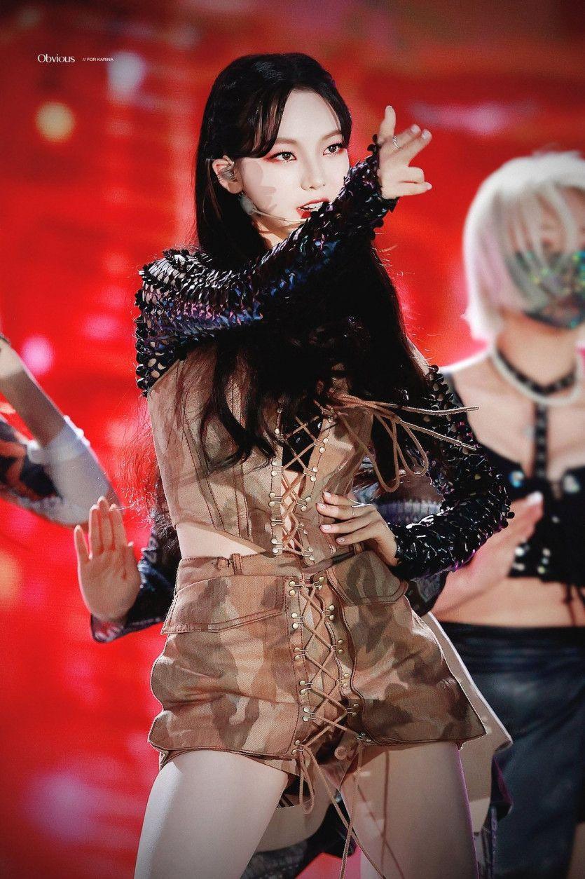 Aespa Karina0