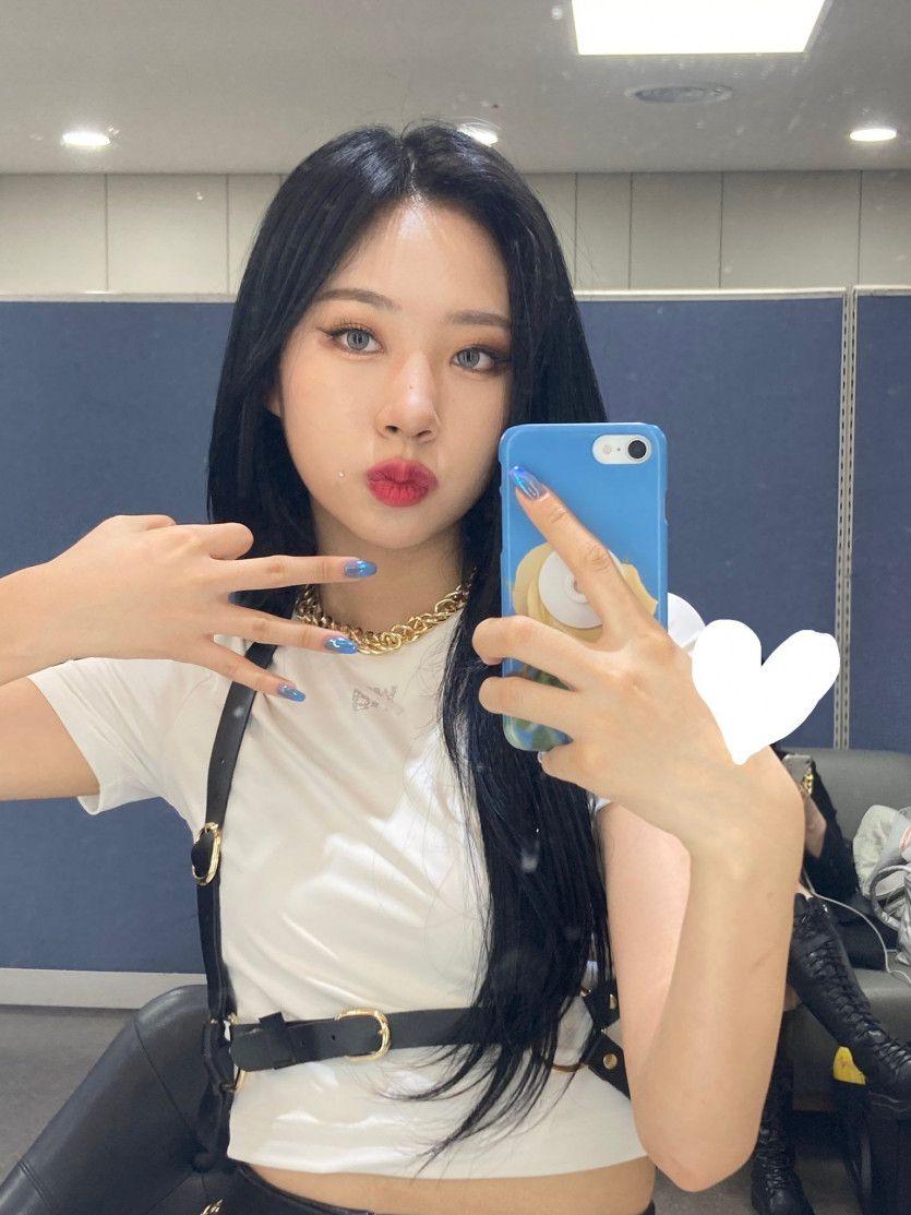 PURPLE K!SS CHAEIN1