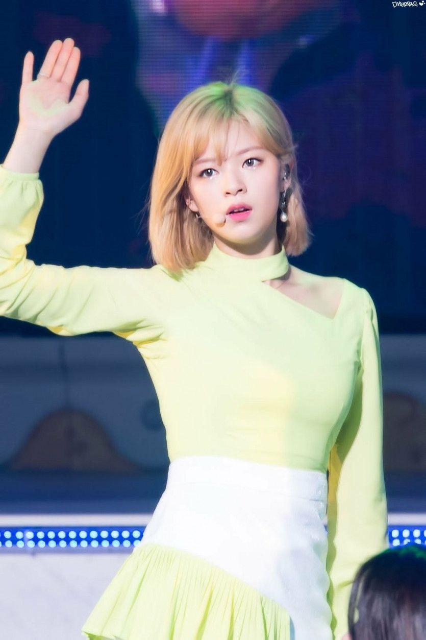 TWICE 정연1
