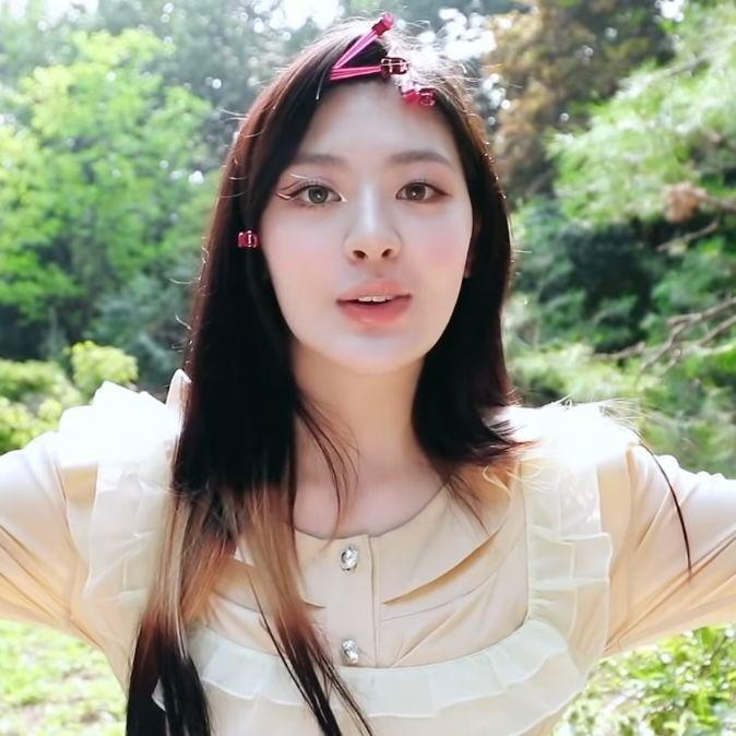 STAYC Seeun2