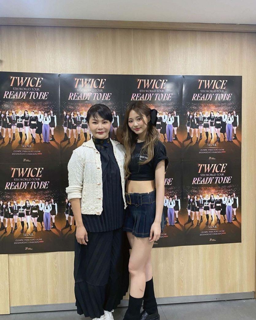 TZUYU1