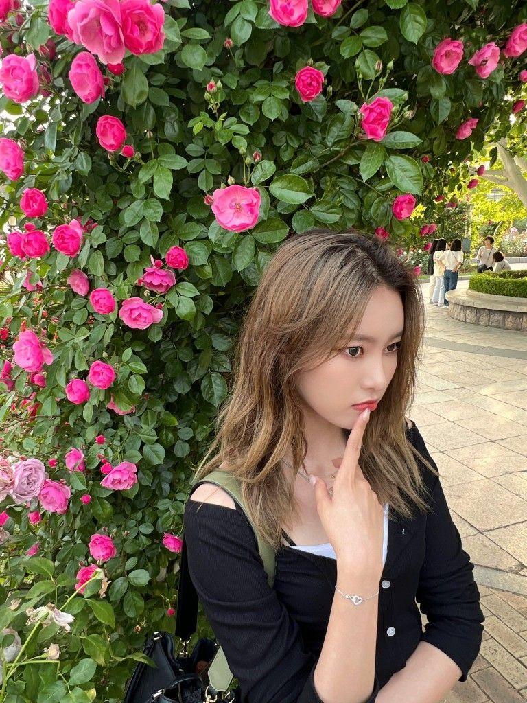 WEEEKLY 먼데이2