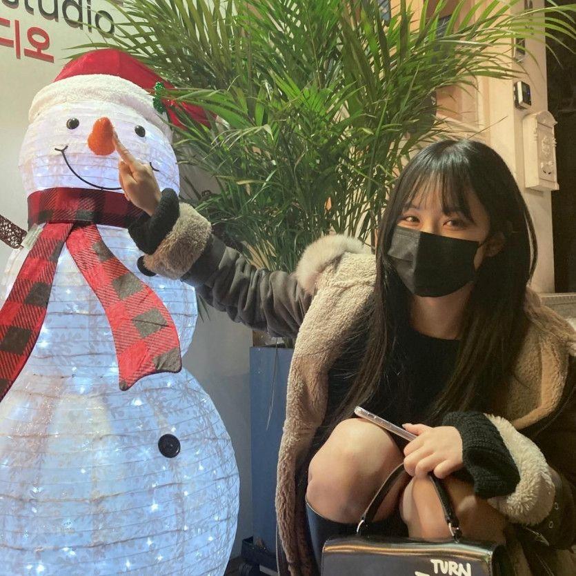 EVERGLOW Jiwon1