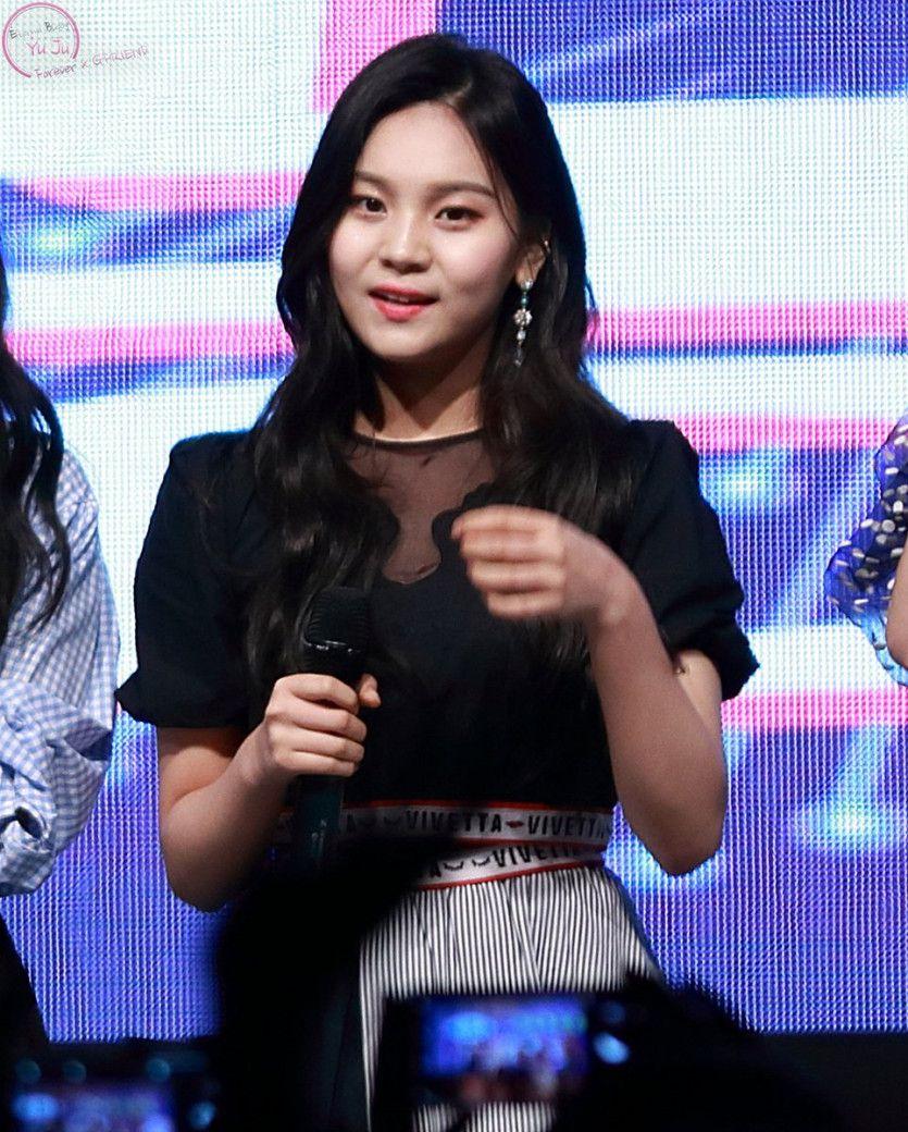 여자친구 엄지1
