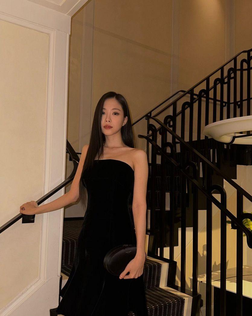 손나은1