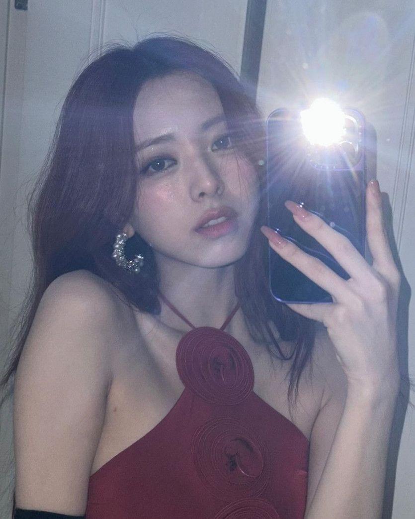 ITZY YUNA1