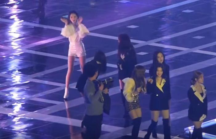 혼자남은 선미 챙겨주는 레드벨벳 구사즈5