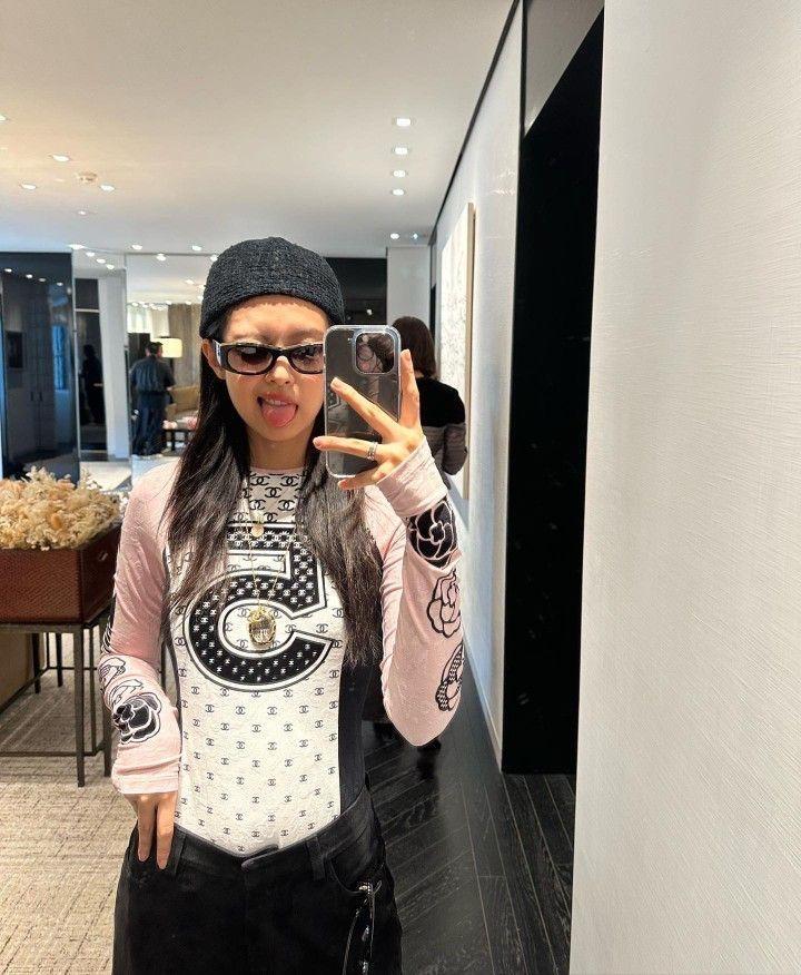 BLACKPINK JENNIE2