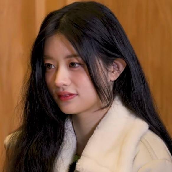 ILLIT 민주1