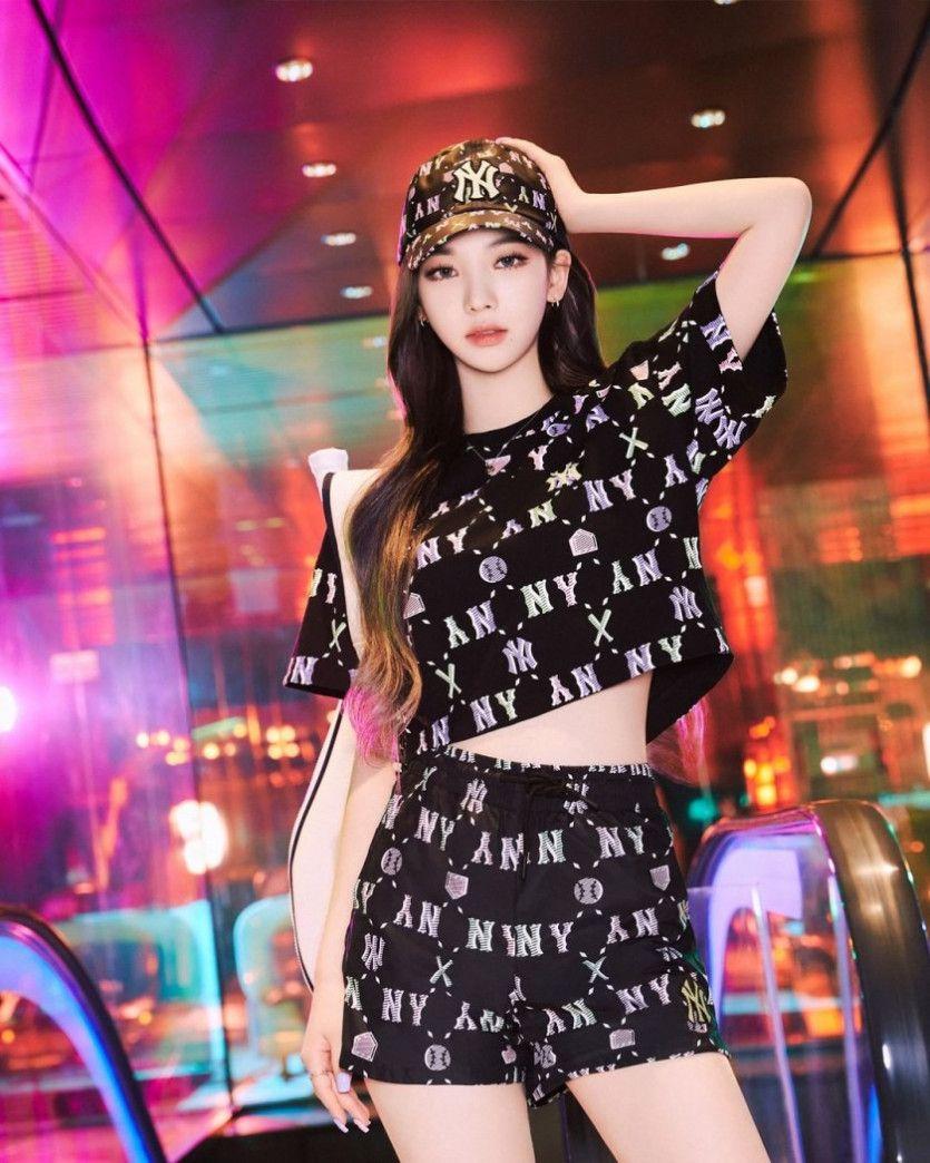 에스파 x MLB 여름 화보20