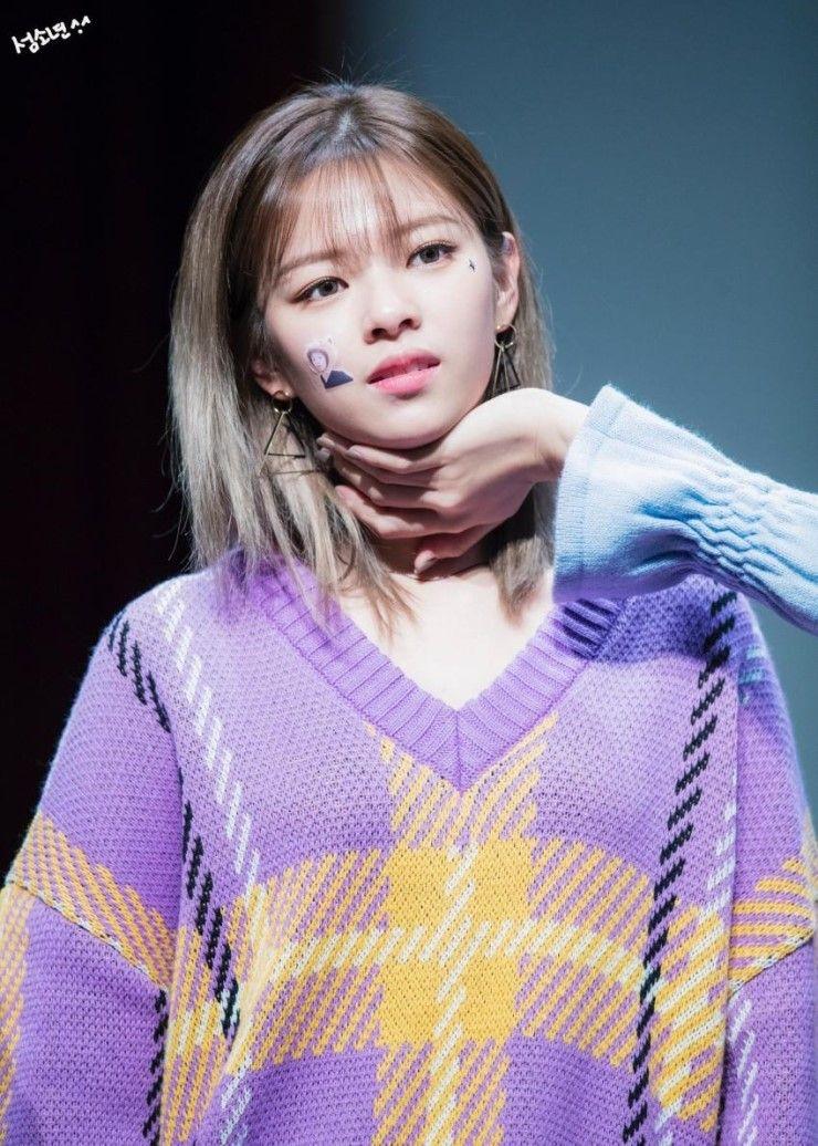 나미춘과 정연 같은옷1
