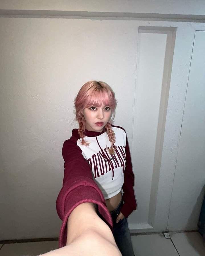 NMIXX Lily1