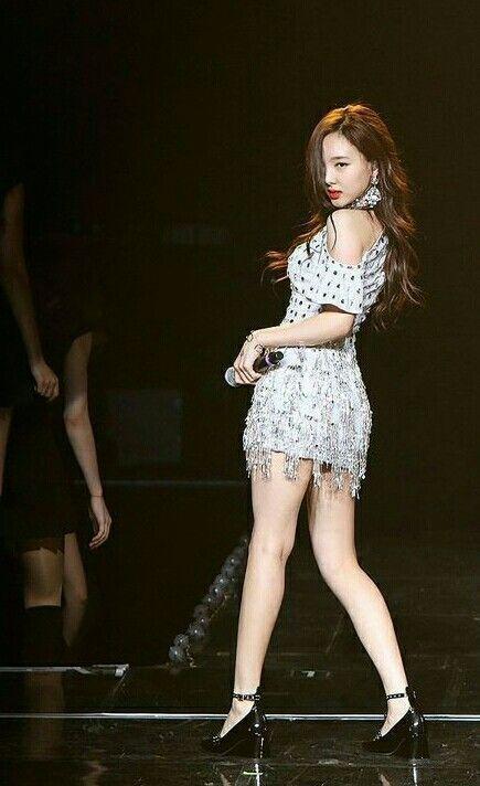 TWICE NAYEON1