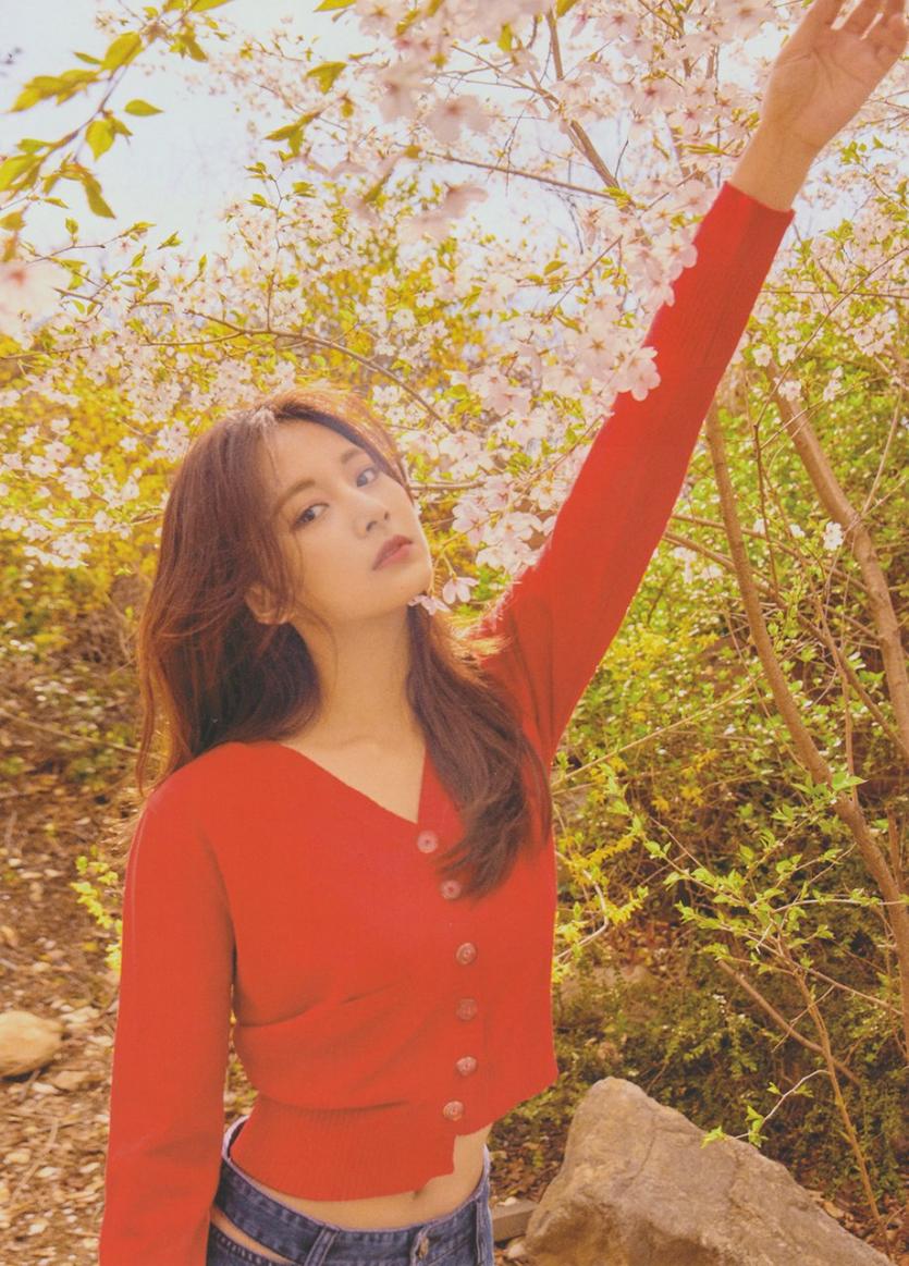 TWICE TZUYU1