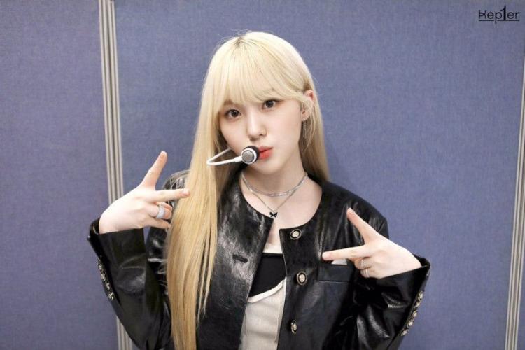 Kep1er Chaehyun1