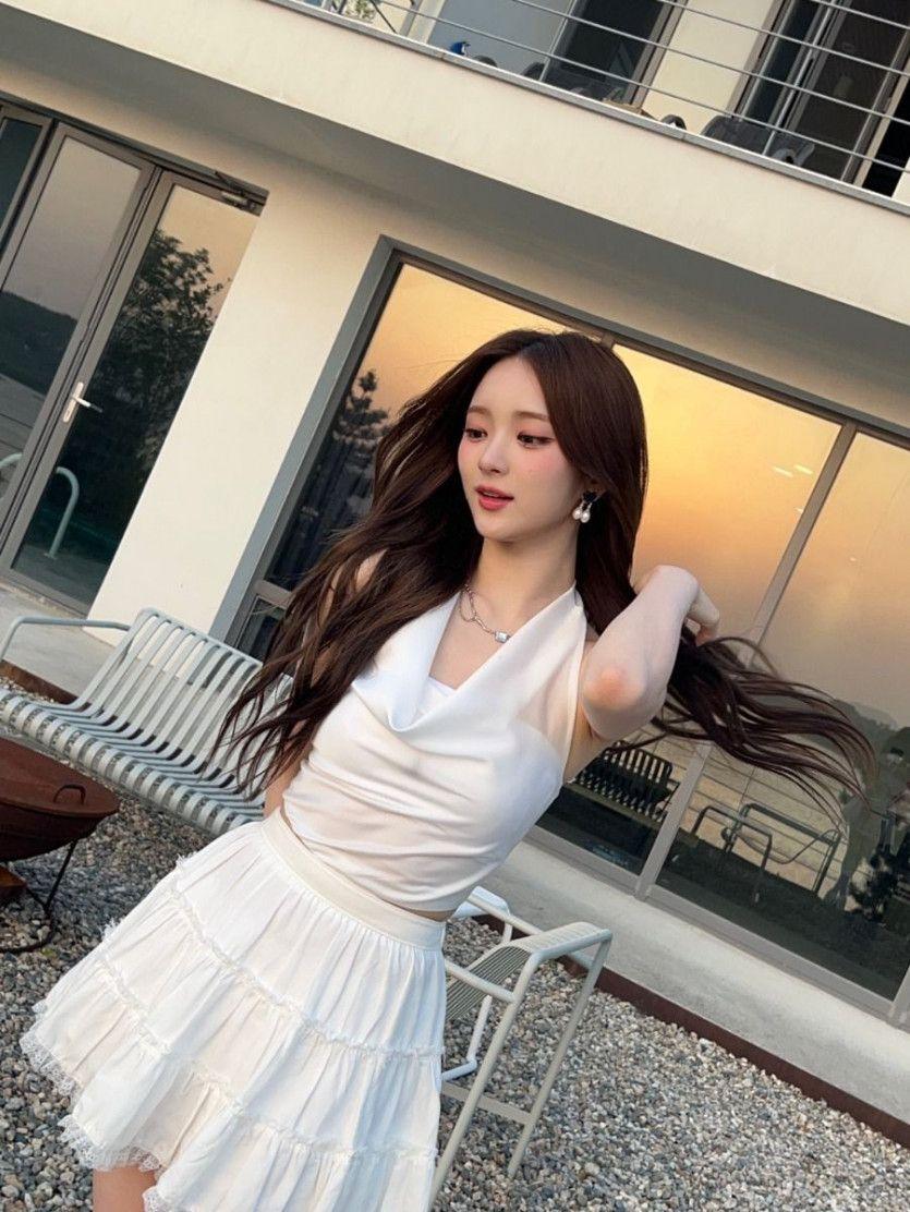 ICHILLIN E.JI1