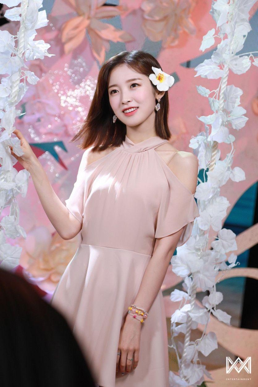 은행장 아린_뮤직뱅크 비하인드 컷1