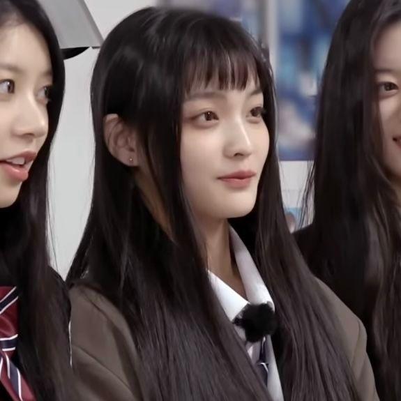 ILLIT 이로하0