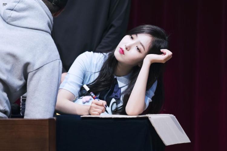 여자친구 신비1