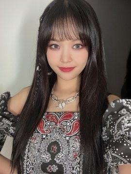 EVERGLOW 박지원3