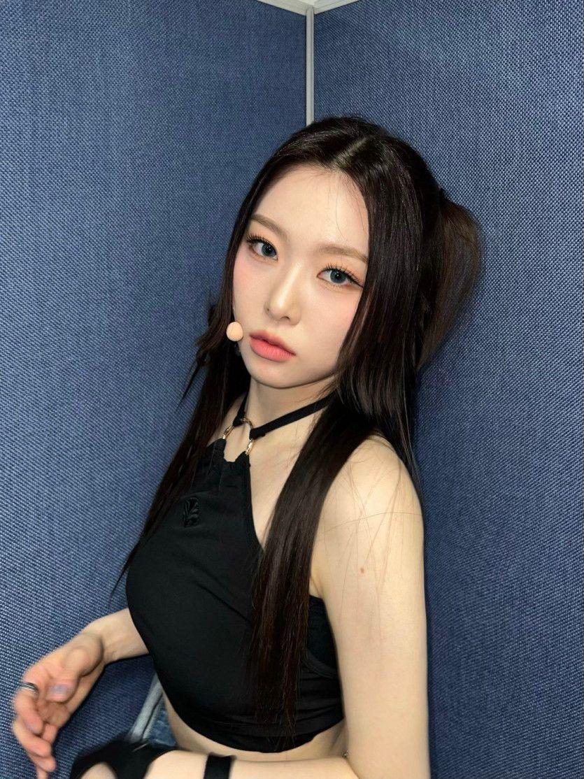 ICHILLIN JACKIE1