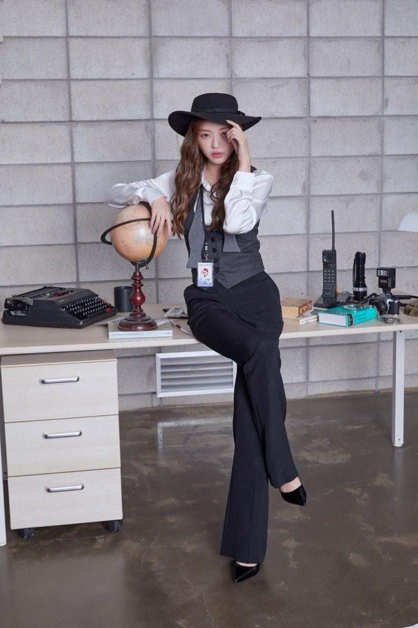 비밀 요원 컨셉 화보 오마이걸 유아2