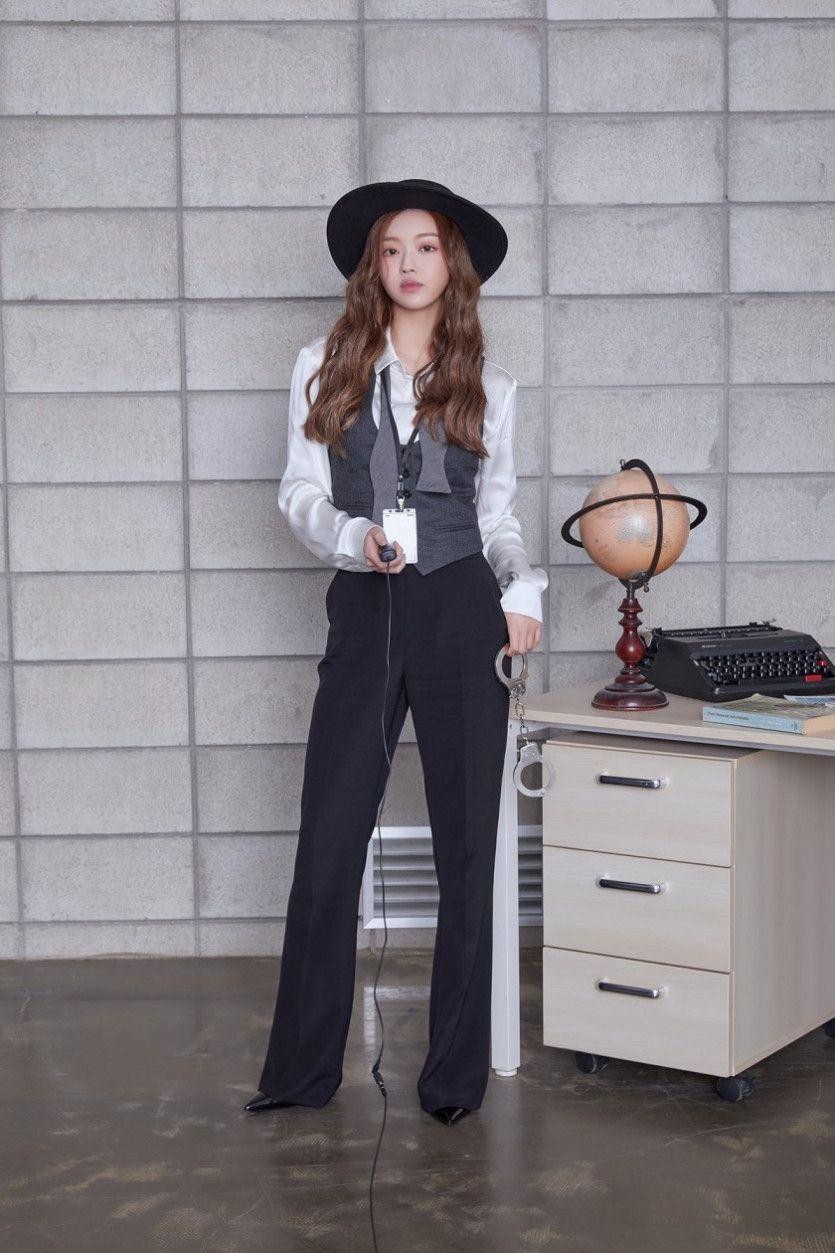 비밀 요원 컨셉 화보 오마이걸 유아3