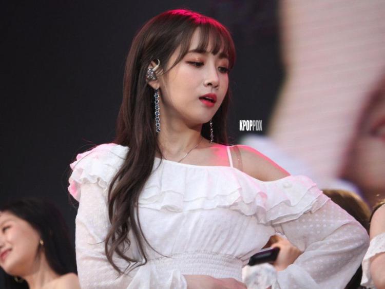 러블리즈 KTMF2019 무민 유지애1