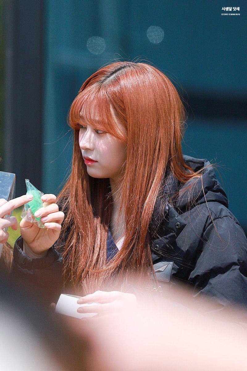 아이즈원 김민주 강혜원, 무대공연 외 (23 p)2
