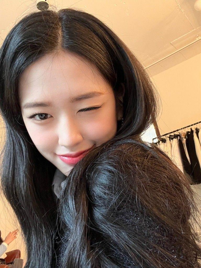 IVE 안유진0