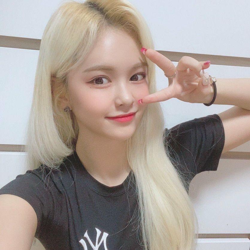 EVERGLOW 박지원0