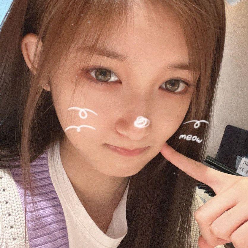 IVE LEESEO0