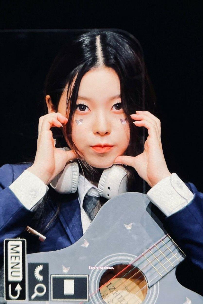 NMIXX Kyujin1