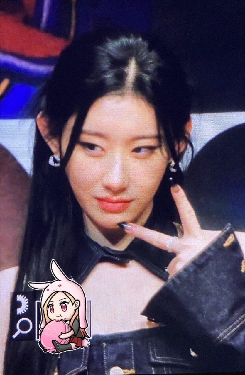 ITZY 채령0