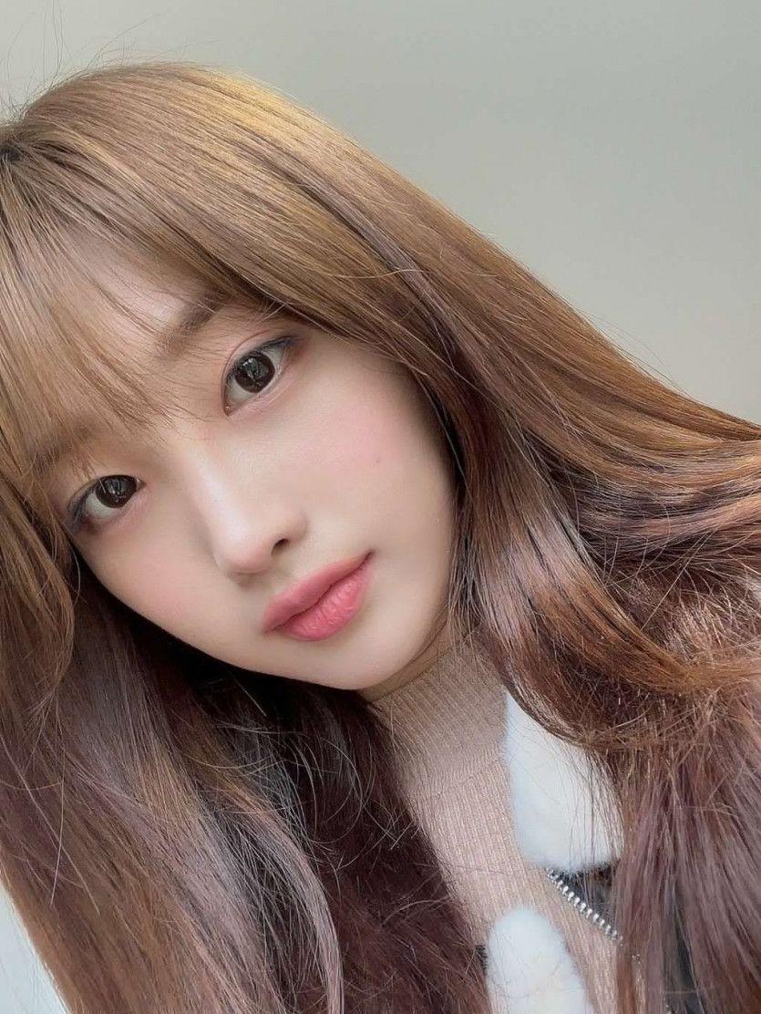 EVERGLOW SIHYEON1