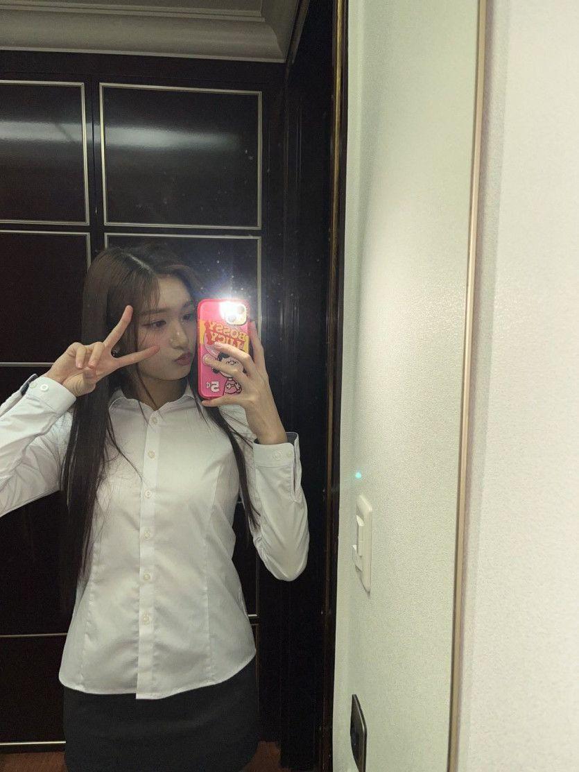 IVE LEESEO1