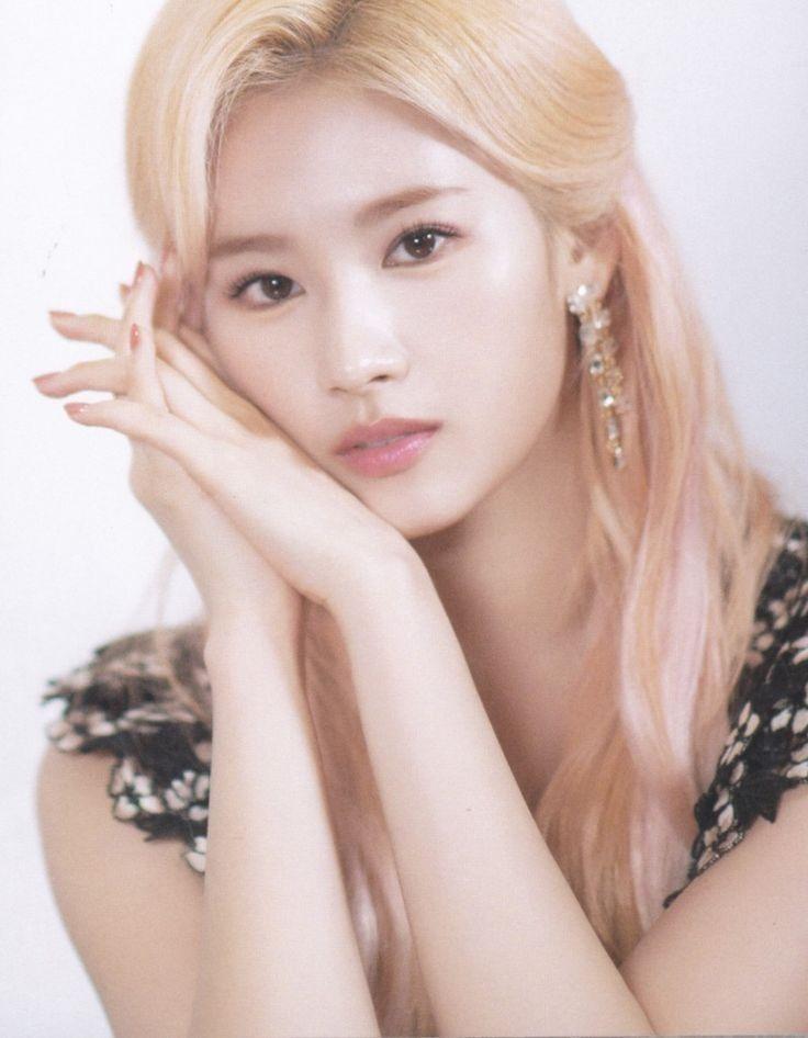 TWICE 사나0