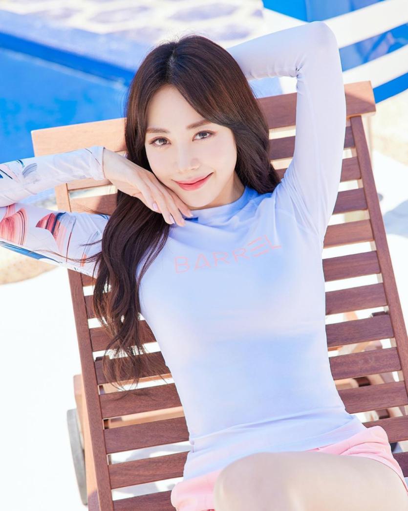 쁘걸 은지 배럴 화보4