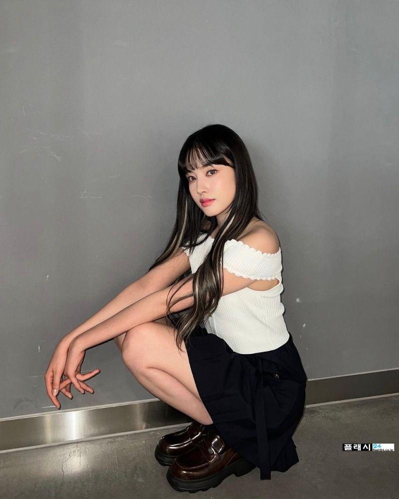 스테이씨 윤0