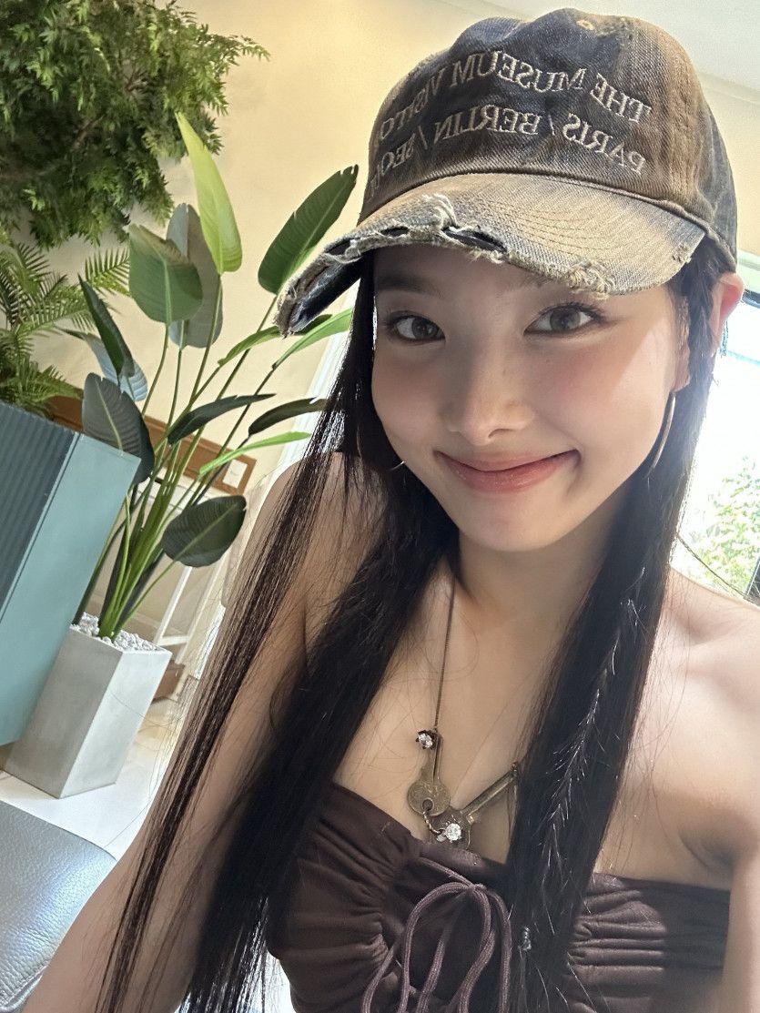TWICE NAYEON1