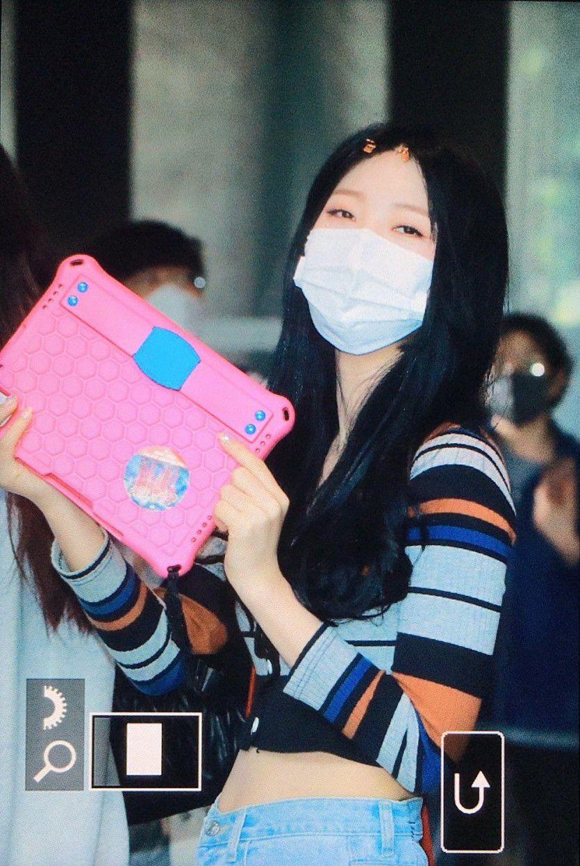 EVERGLOW 김시현1