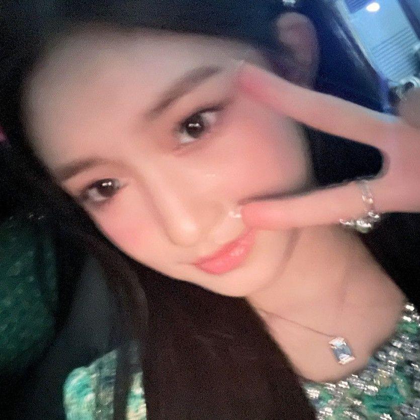 IVE LEESEO0